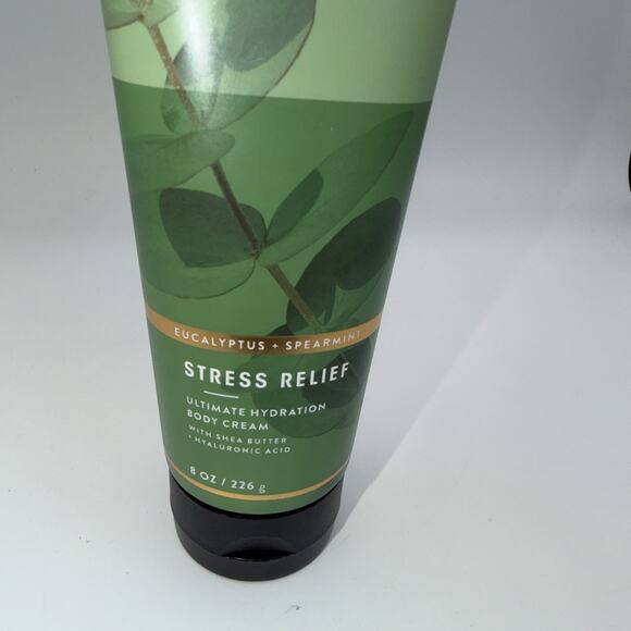 Bath & Body Works Eucalyptus Spearmint Stress Aromatherapy Body Cream 8 oz New - Picture 2 of 4